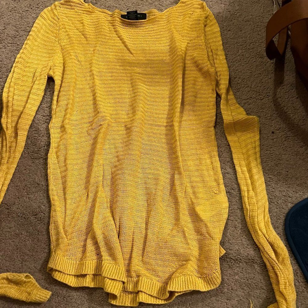 Tahari linen top M